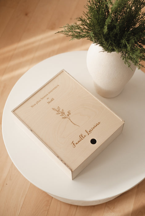 Boîte-souvenirs de Noël personnalisée en bois