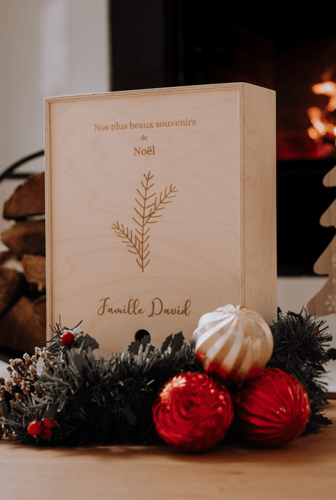 Boîte-souvenirs de Noël personnalisée en bois